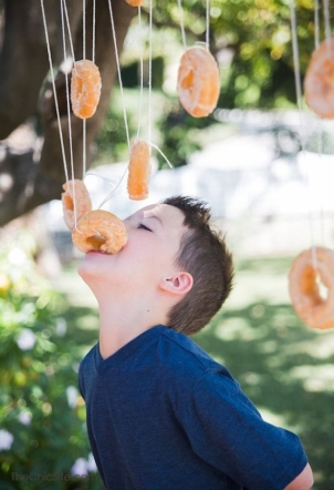 Stringed Donut Games : Bobbing for Donuts